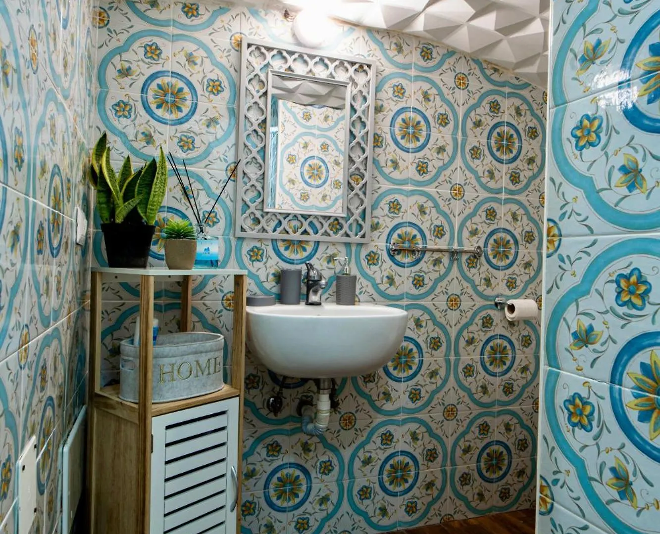 Spaccanapoli 3Min - Charming Typical Flat Apartment 0*, Naples